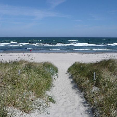 Hafenhäuser Wiek FeWo 13 Balkon, Meerblick Wiek auf Rügen Exterior foto