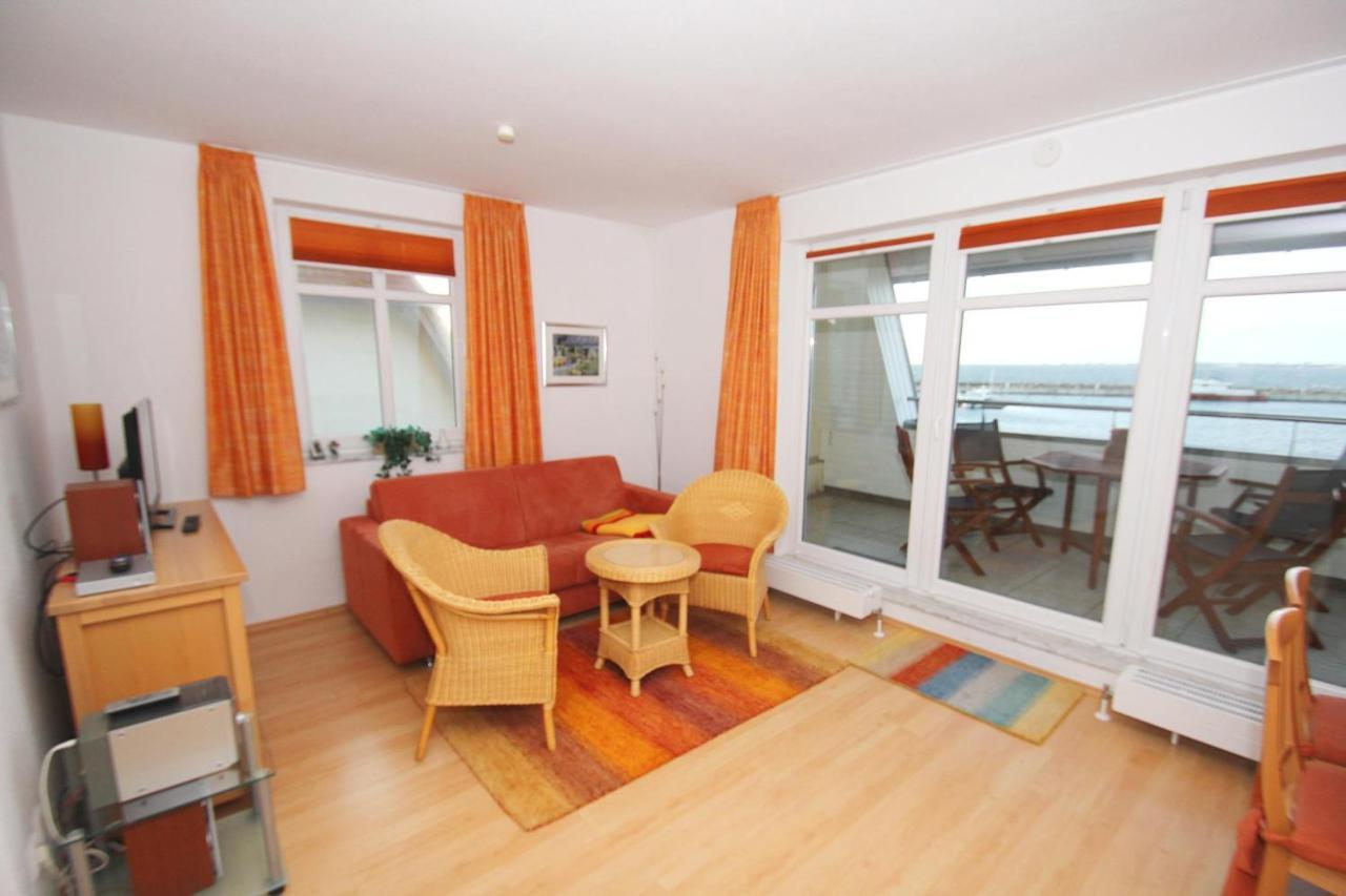 Hafenhäuser Wiek FeWo 13 Balkon, Meerblick Wiek auf Rügen Exterior foto
