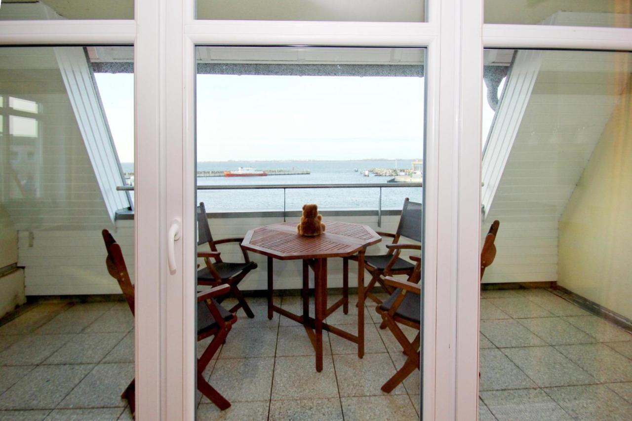 Hafenhäuser Wiek FeWo 13 Balkon, Meerblick Wiek auf Rügen Exterior foto